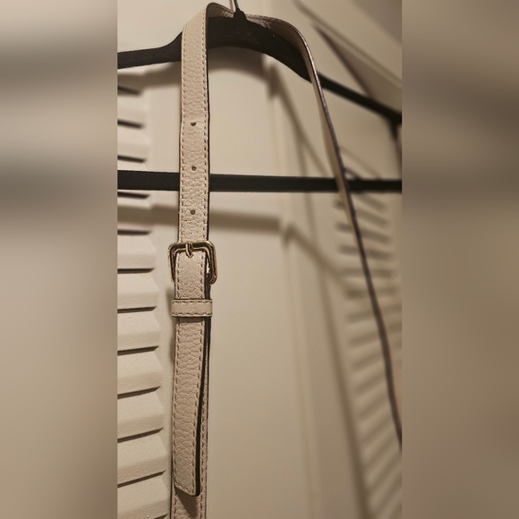 Kate Spade Cream Crossbody Bag - Picture 4 of 15